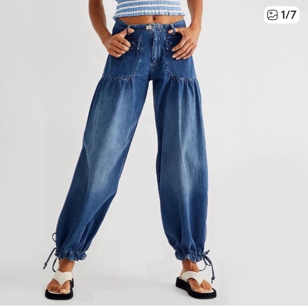 Free People We The Free Lotus Jeans Ballon Mid-Rise jeans Size 27